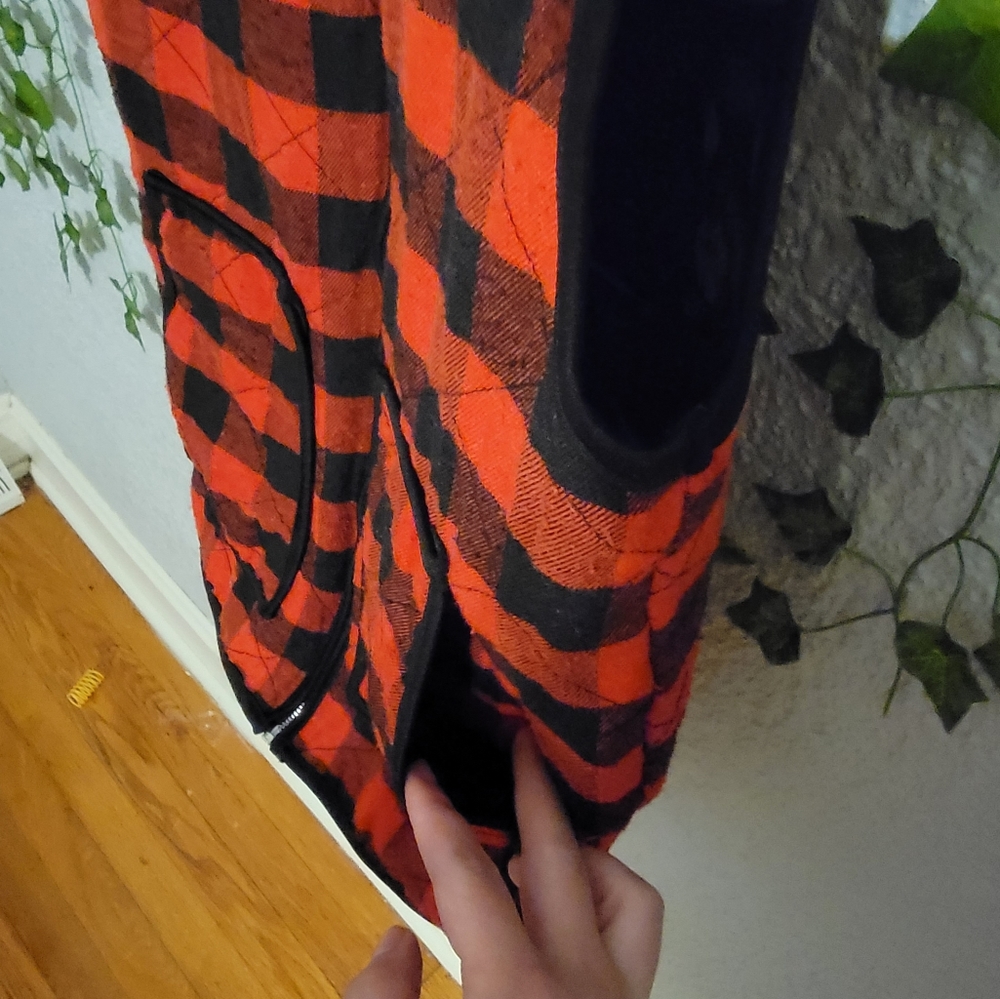 Vest - Picture 4 of 5